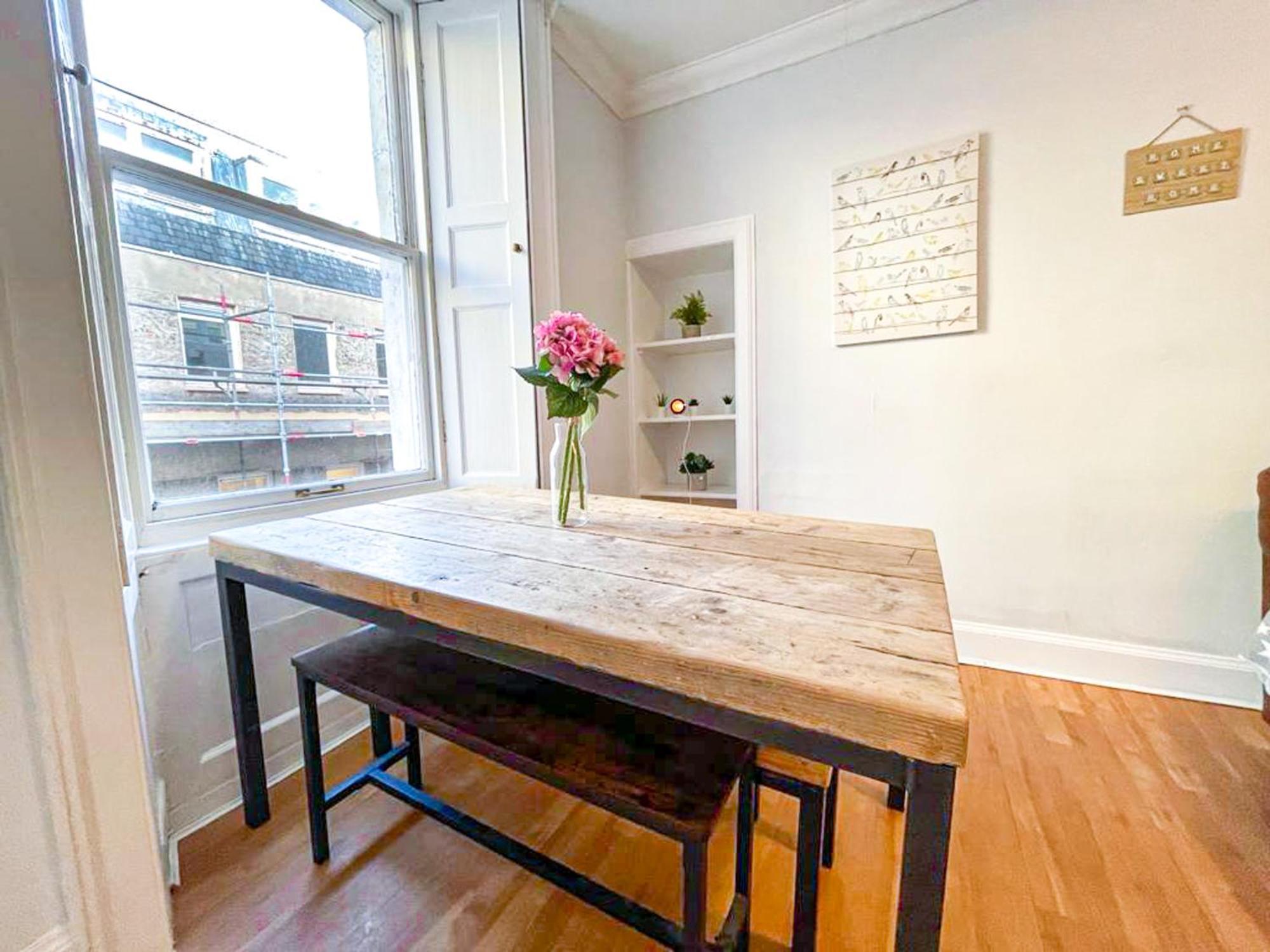 Rose Street'S Hidden Treasure- 2Bed Newly Refurbished Apt EDI Eksteriør bilde